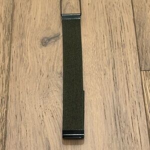 Whoop 4.0 Olive Green SuperKnit Band